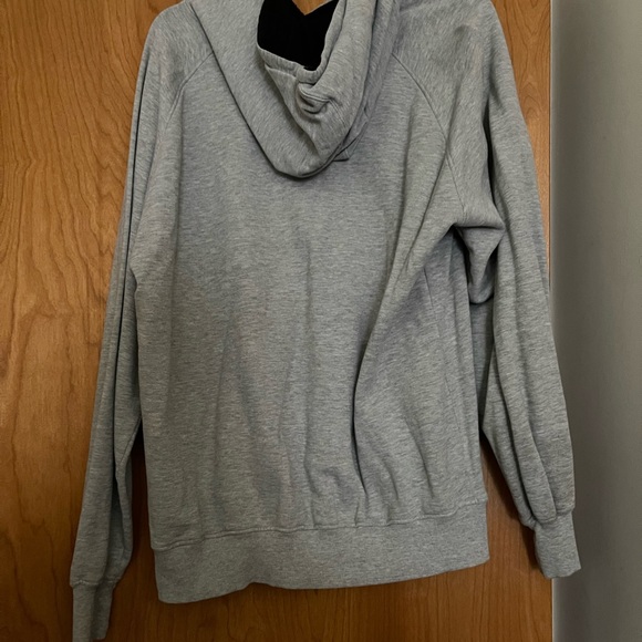 Boys South Pole  Gray/Black Hoodie. Size XL 20 - Picture 2 of 5